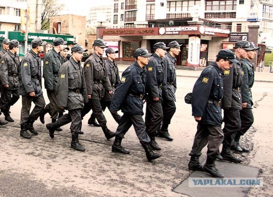 Если бы афиши к фильмам рисовали по названию