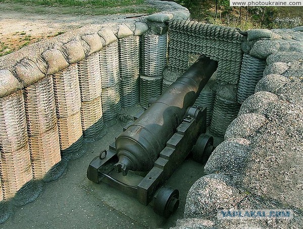 Украинцы копают окопы