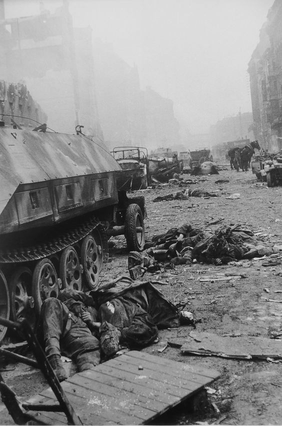 Берлинская операция. Апрель - май 1945 года.