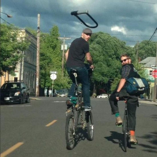 За мгновение до...