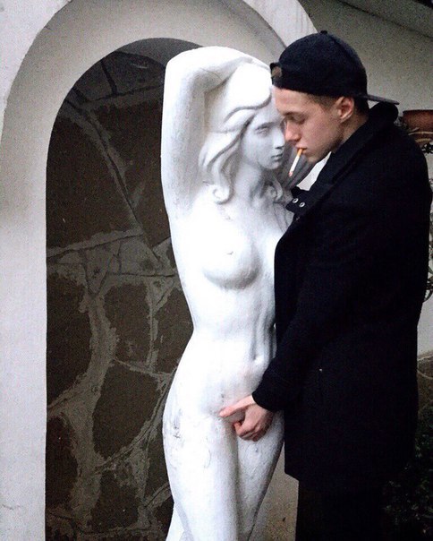 Ужасы и приколы из соцсетей 18+