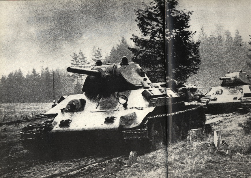 Танковая 41. Танк т-34 1941. Танки т34 Великой Отечественной войны. Танк т-34 в годы ВОВ.