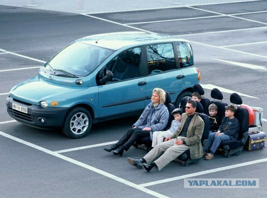 Две самые уродливые машины каждого десятилетия с 1950-х годов