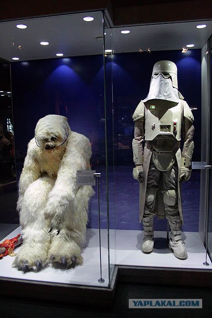 Выставка реквизита Star Wars (35 фото)