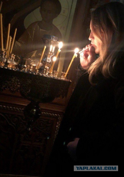 В Магнитогорске подростки прикурили от свечи в храме