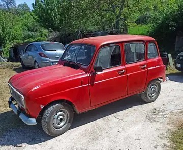Продажи новых автомобилей встали. Возможно ли ограничение использования старых автомобилей?
