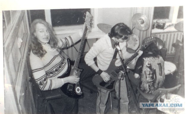 Китайские гитары. Обратная сторона луны