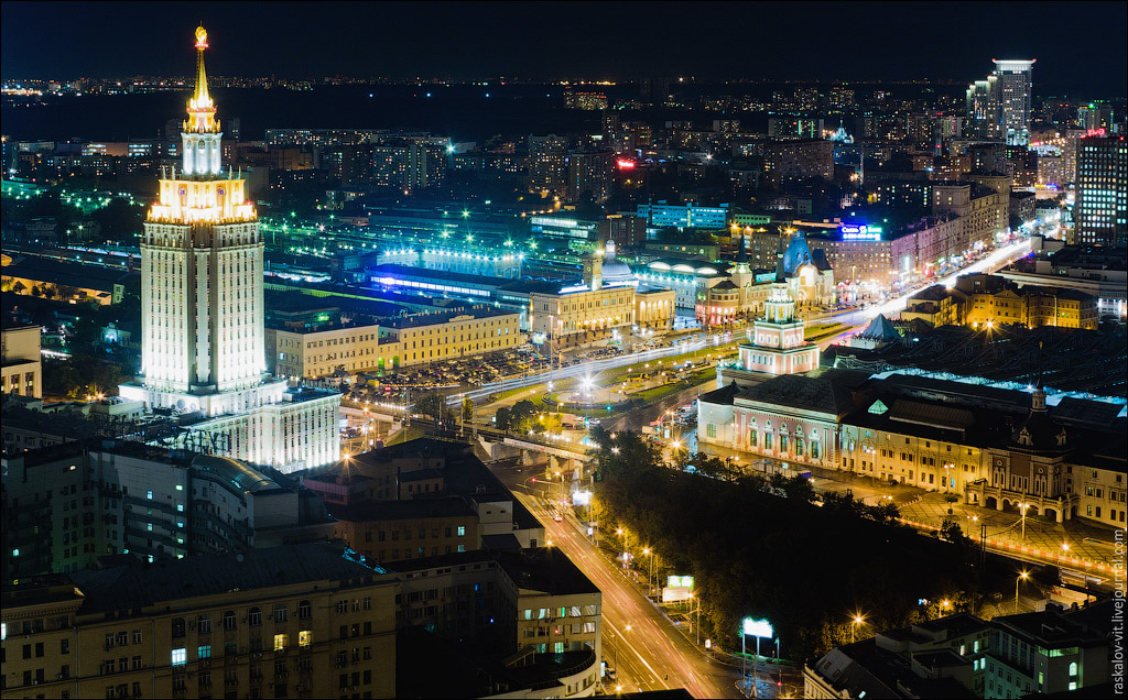 Комсомольская площадь с высоты птичьего полета