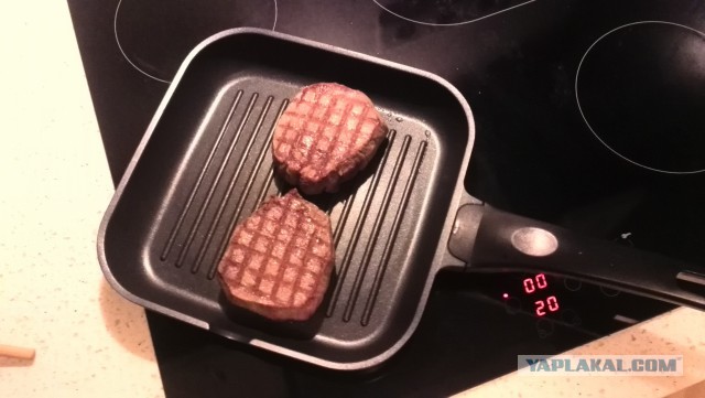 Мясо с кровью