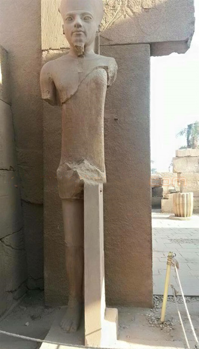 Оплавленные (?) храмы Петры