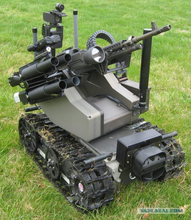 Видео испытаний боевого робота «Нерехта»