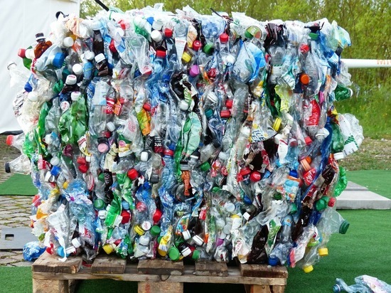 Россия на треть увеличила ввоз пластикового мусора из-за границы