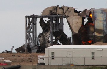 Прототип корабля Starship Илона Маска взорвался при испытаниях в Техасе