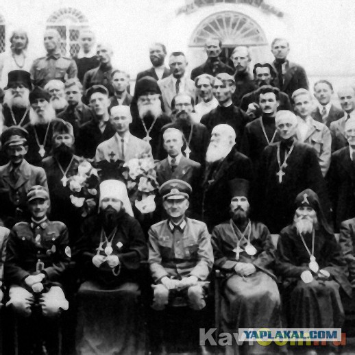 Нападение религиозных фанатиков