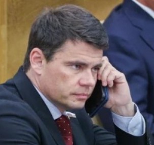 С мессенджером Max Россия теперь, наряду с США и Китаем — третья цифровая сверхдержава, заявили в Госдуме