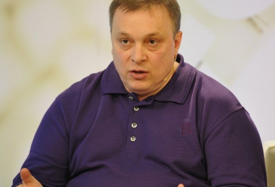 "Куда делись спортивные подтянутые мужчины? Это что вообще такое?"