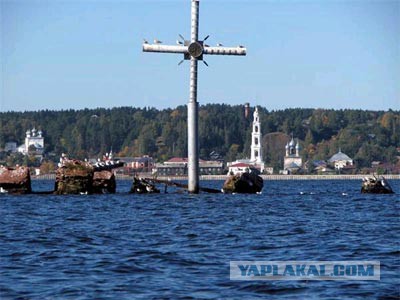 5 затопленных церквей, шпили которых до сих пор возвышаются над водой