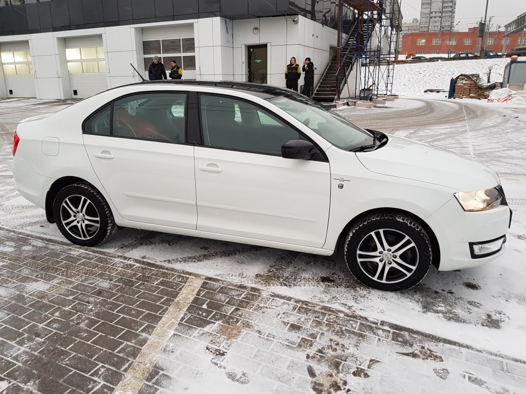 Авито Купить Шкода Рапид Саратов