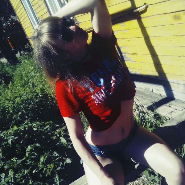 Сфоткай меня еще в этой позе