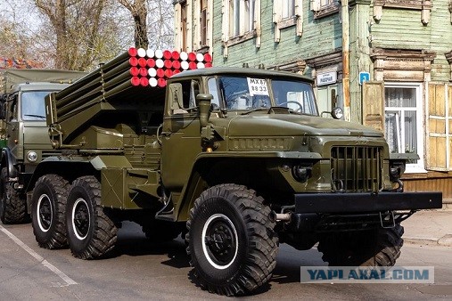 Урал-377 - гражданский грузовик в армии