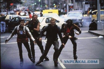 Шеff, Da Boogie Crew танцуют брейк на Арбате.