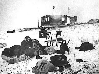 Здесь была война