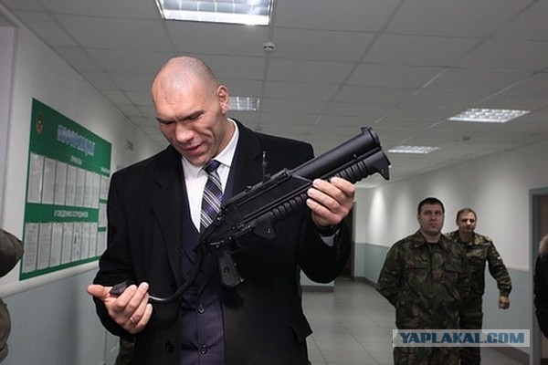 Николай Валуев получил повестку
