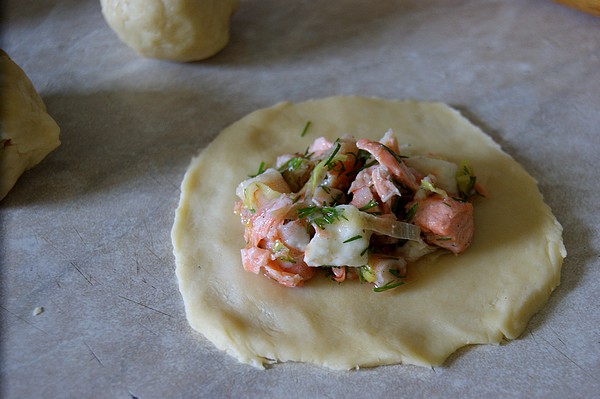 Пирожки с креветками и рыбой, Закусочные))