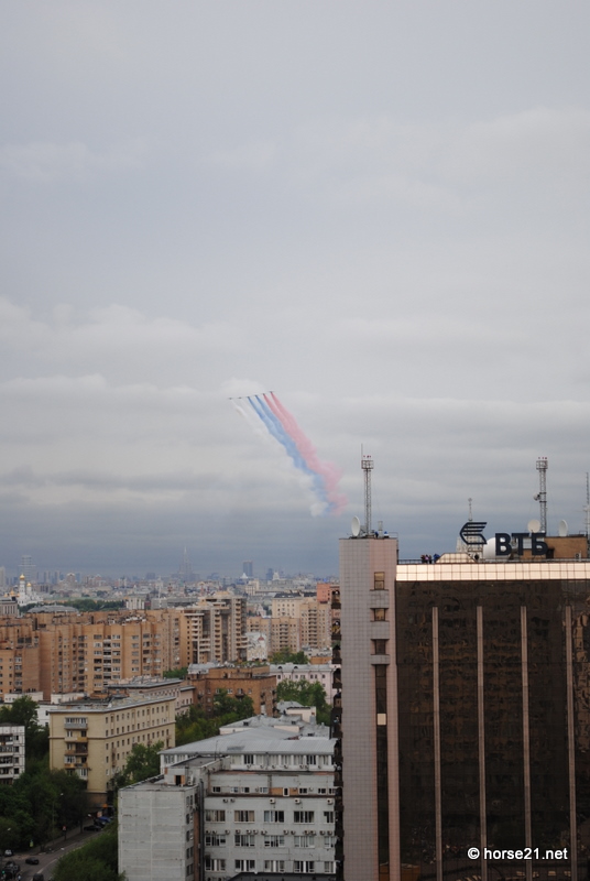 Самолеты над Москвой