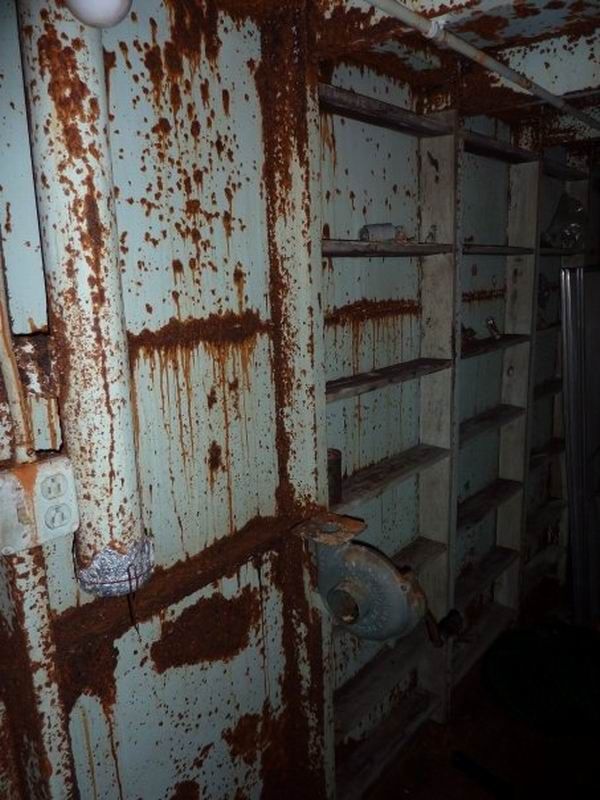 Заброшенное бомбоубежище из 60-х