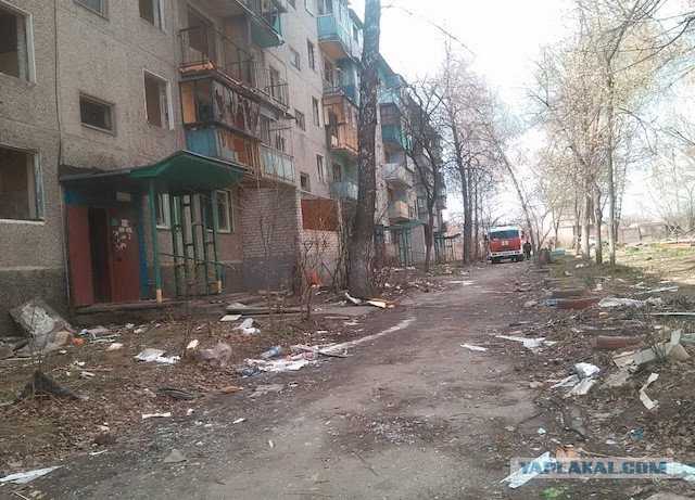 Взрыв в многоэтажкe на улице Атласова в Новой Москве. «Да это беспилотник 100 процентов. Пахнет порохом просто»