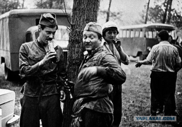 Редкие архивные кадры из жизни известных личностей