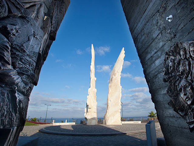 Памятник Советским Воинам в Нетании