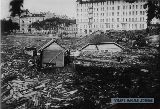 Гранд Каньон в США - древний карьер по промышленной добыче урана