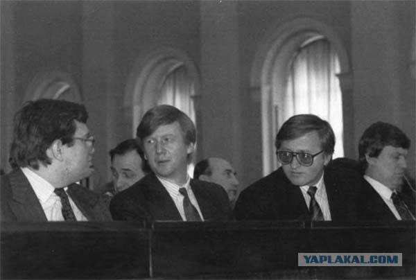 Представлен доклад о безальтернативности Путина