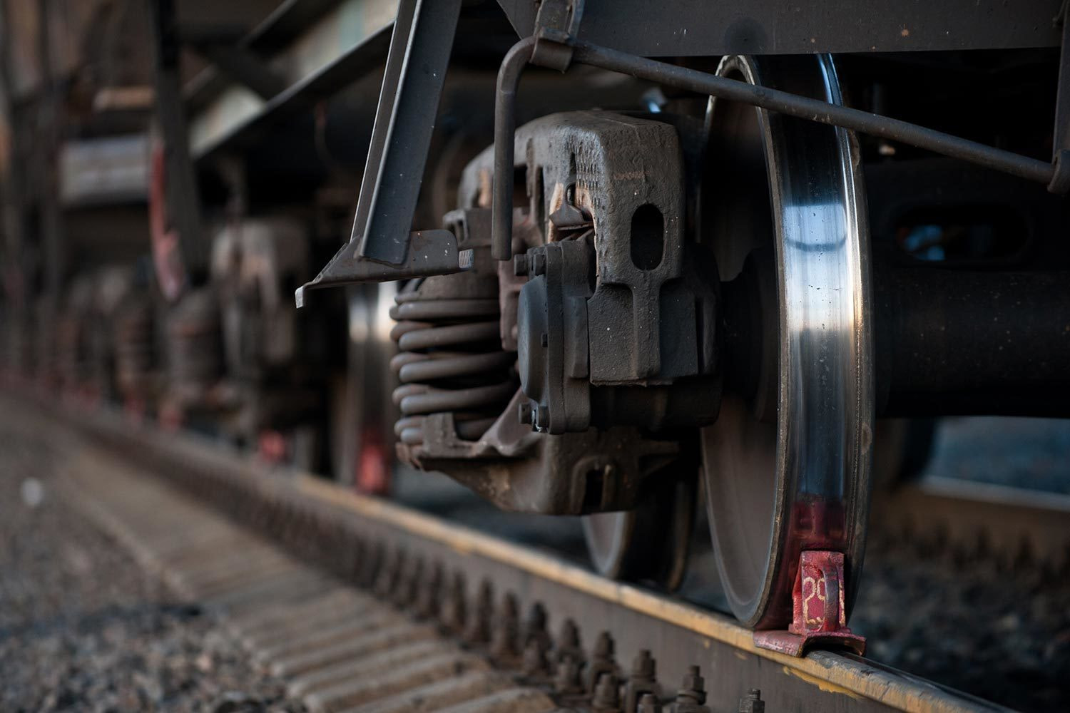 Башмак горочный тормозной 8739. 0561. Башмак для вагона. 318546. 366.