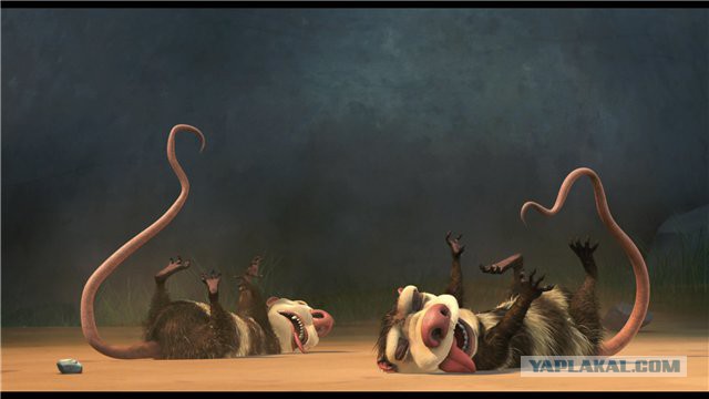 Выдал сдачу посетителям магазина