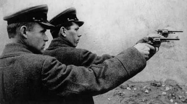 Англия знала, что в Катыни поляков расстреляли немцы