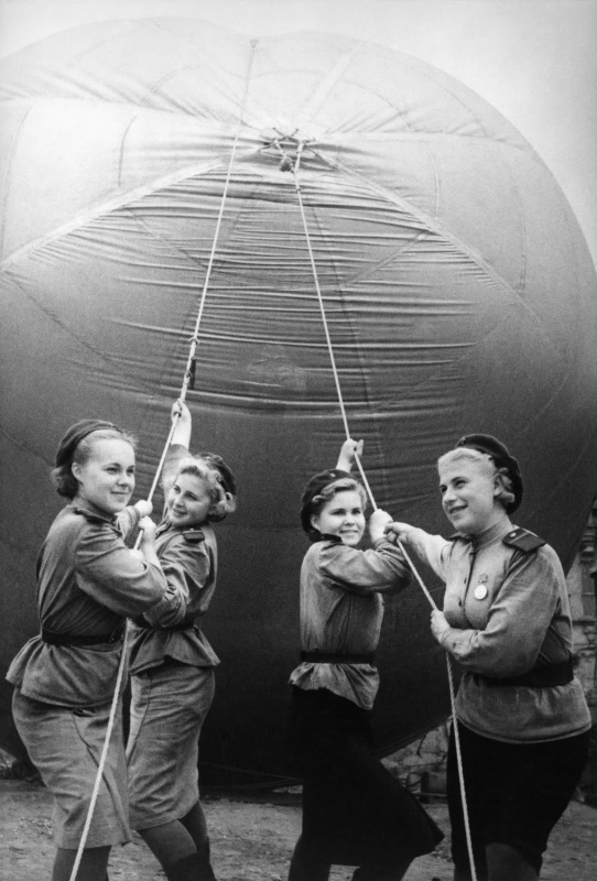 История в фотографиях