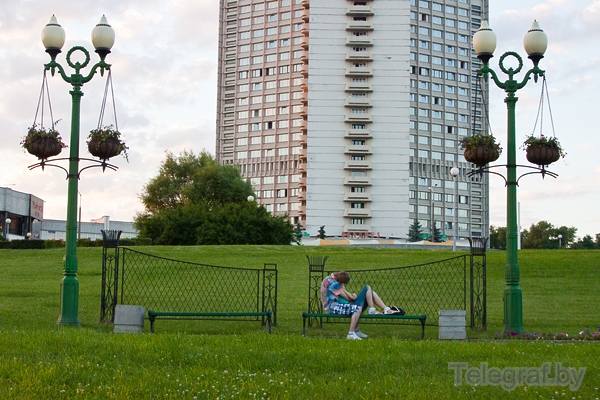 Эпидемия поцелуев на "Острове слёз"