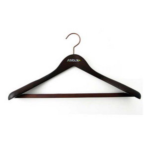 Мне кажется, парень справа - не с нашей планеты!