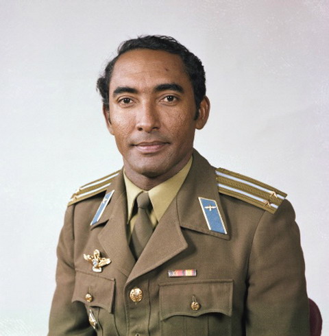 https://s00.yaplakal.com/pics/pics_original/8/5/3/14399358.jpg