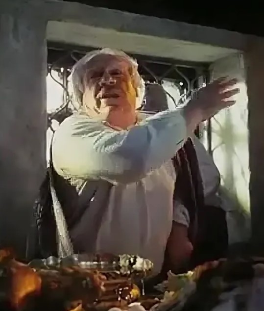 Суббота, вечер