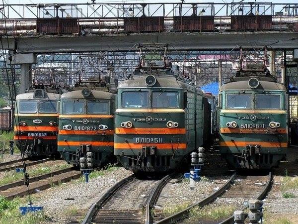 Поезд Пекин-Шанхай. Скорость движения - 350км/ч