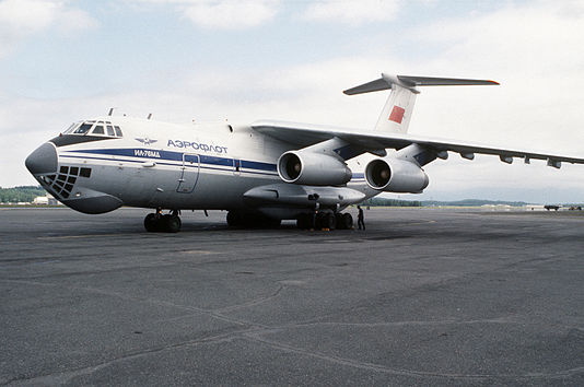 Катастрофа Ил-76 под Баку 18 октября 1989 года.Погиб экипаж и десантники.