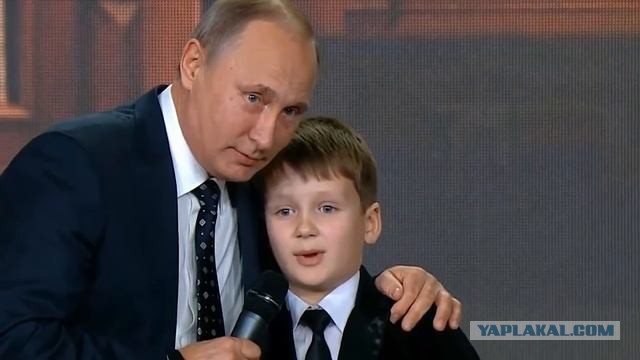 Горит НПЗ в Башкирии
