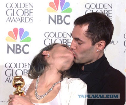 Знаменитости и их родные братья с сестрами