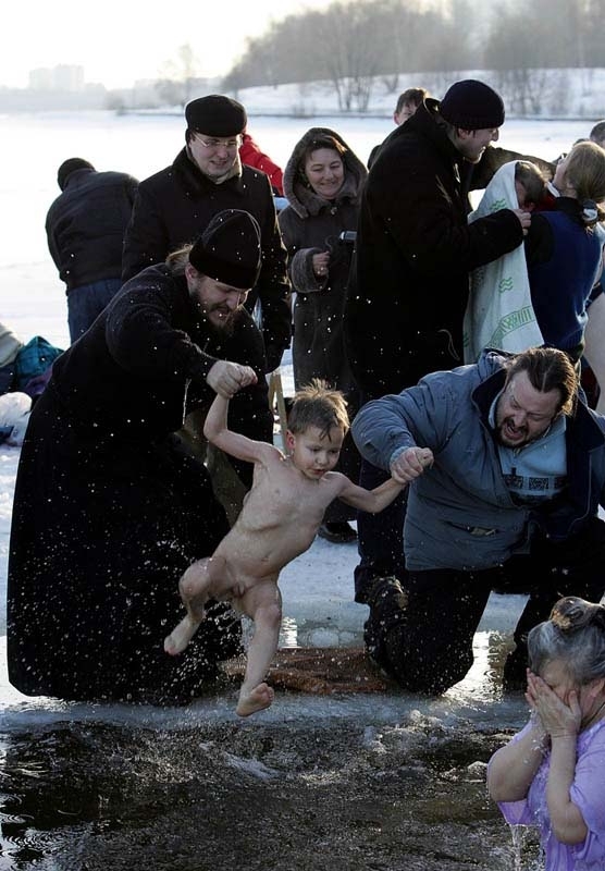 БЕРЕГИТЕ ДЕТЕЙ от крещенского геноцида!