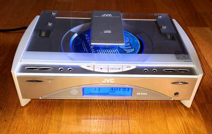 Куда пропали эти японские бренды из 90-х: Sharp, Sanyo, JVC, Aiwa, Fujitsu, Funai, GoldStar