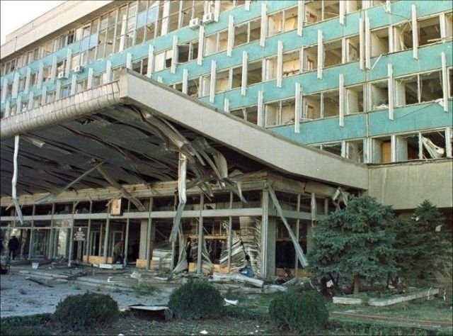 Атмосферные снимки из 90-х. Эпическая серия